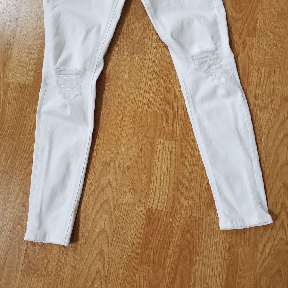 Topshop 'Jamie' Ripped Knee Skinny Jeans - size 28 in White. - Picture 5 of 14